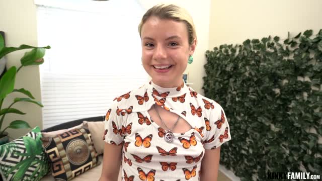 Fucking stepsis for a concert